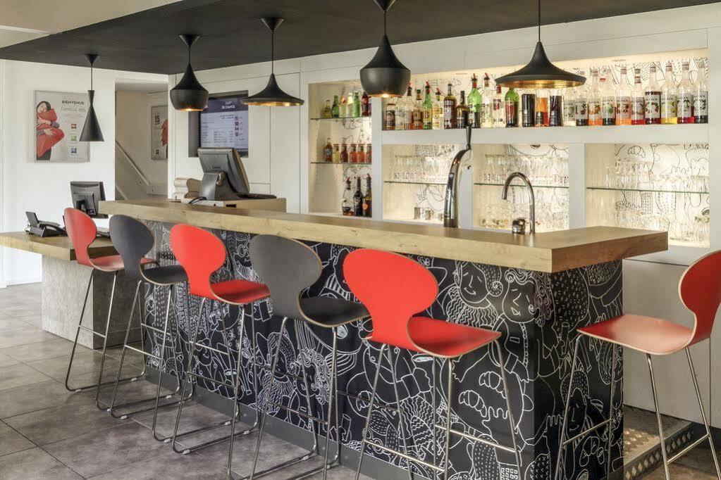 Отель Ibis Chalons En Champagne Экстерьер фото